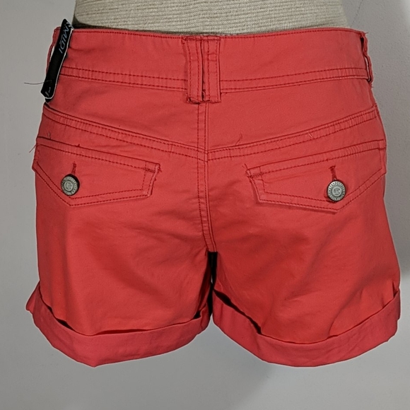 NWT Aeropostale Midi Twill Short Size 2 - Picture 2 of 7